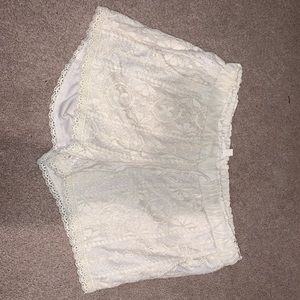 White cream lace shorts